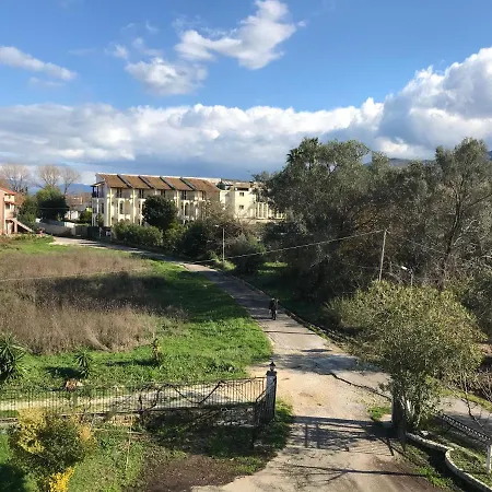 In Studio - Banos 1 Bed Studio And Swimming Pool Affittacamere