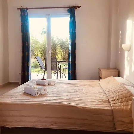 In Studio - Banos 1 Bed Studio And Swimming Pool Affittacamere